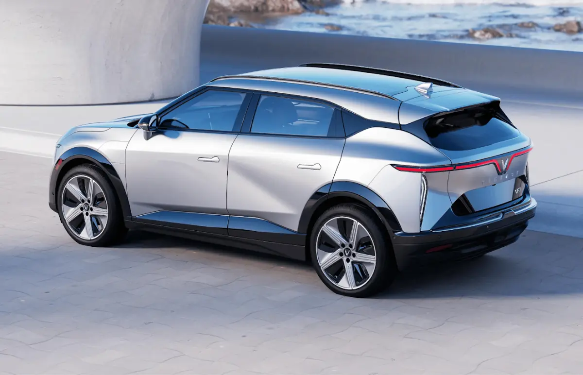 Vinfast VF7 Maintenance Costs and Expenses 2026 Featured Image